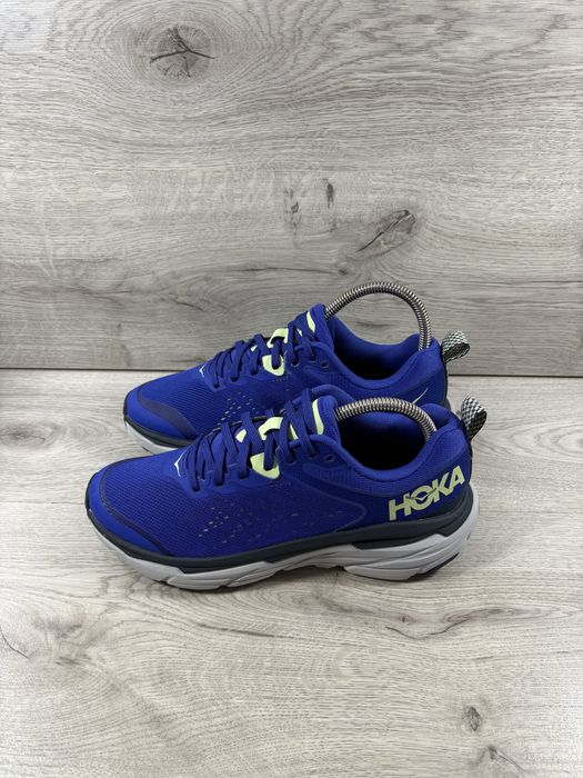 Hoka Challenger жіночі кросівки 38 розмір