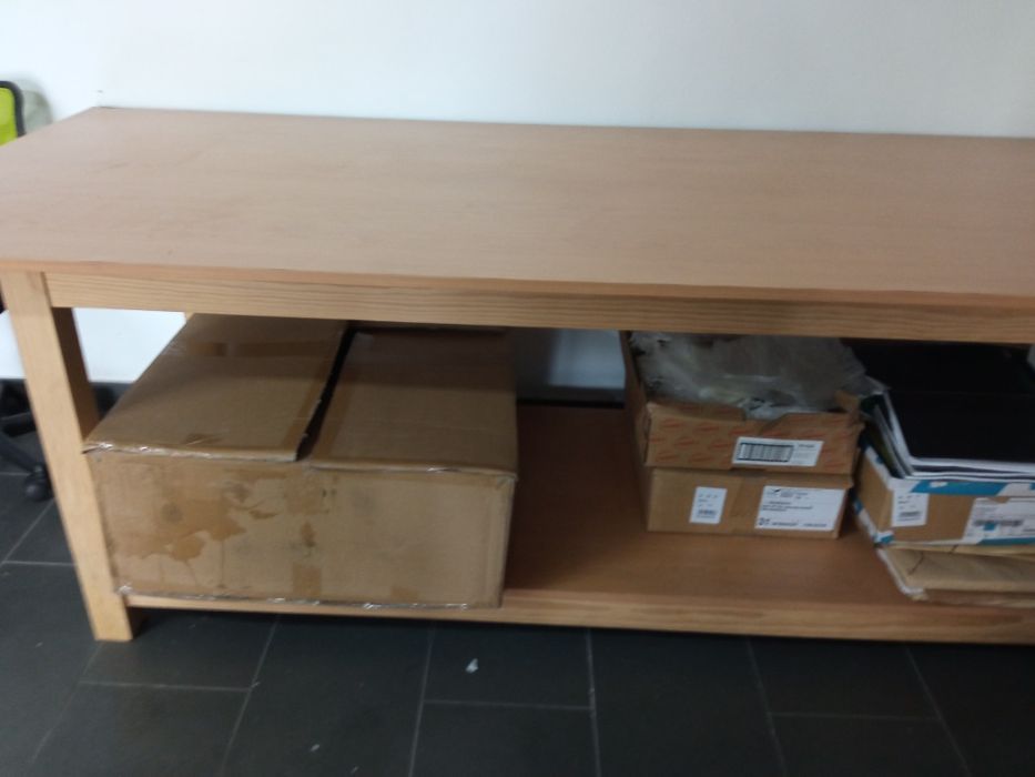 Mesa de embalagem 300 x 90 cm