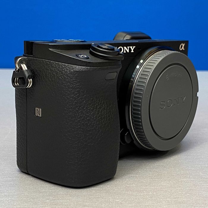 Sony Alpha A6400 (Corpo) - 24.2MP