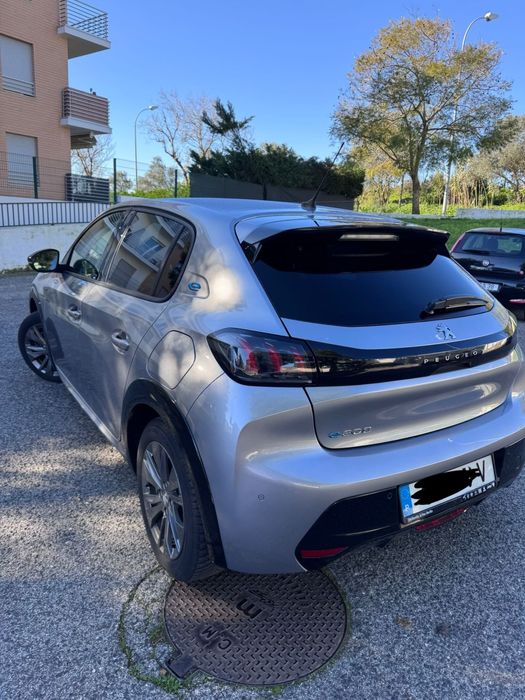 Peugeot e-208 elétrico (IVA Dedutível)