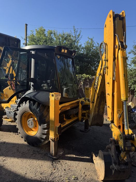 Продам JCB 3CX 2008