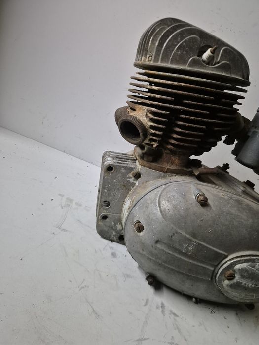 Silnik pannonia 250 gaznik