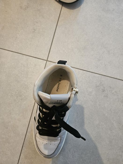 Buty dla dziewczynki