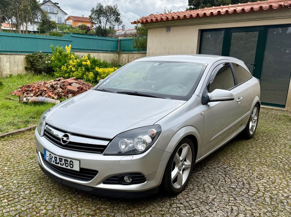 Opel Astra GTC 1.9 CDTI
