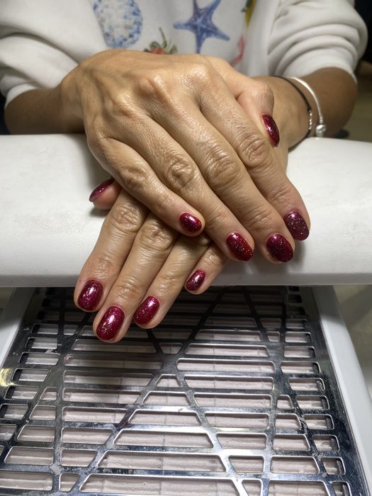 Promocja .hybrydowy manicure Paznokcie hybrydowe/zelowe