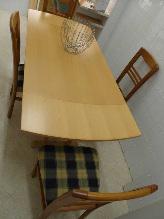 Mesa de Cozinha extensível estado novo 1.2 a 1.8 M