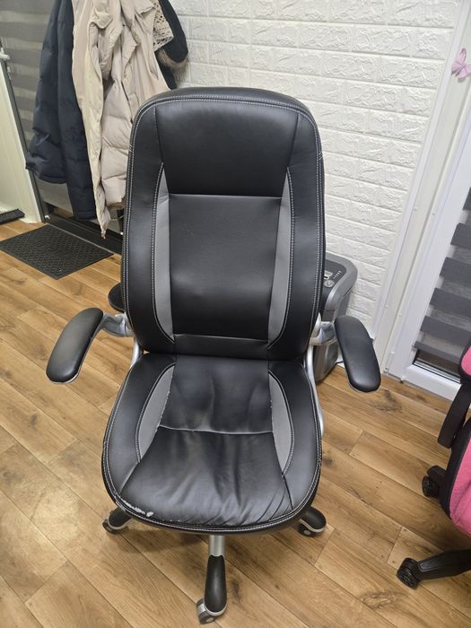 Fotel biurowy  oddam