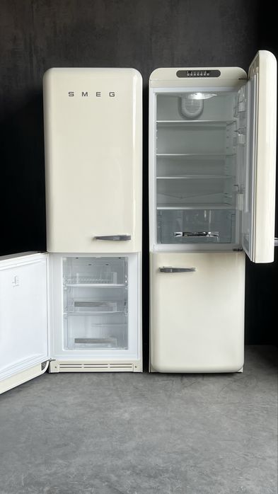 SMEG FAB32 бежевий  ретро холодильник з морозильною камерою NoFrost