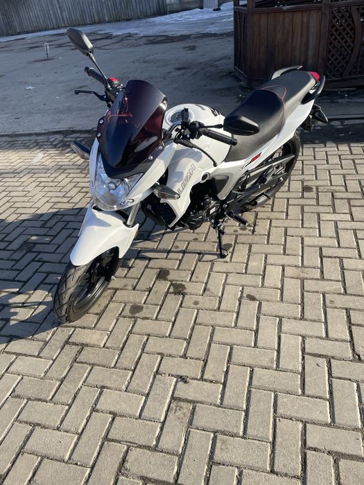 Мотоцикл Lifan KP200