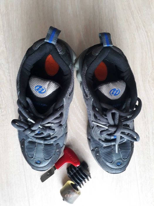 Super buty z rolką butorolki rolki Heelys rozm 35 - granatowe