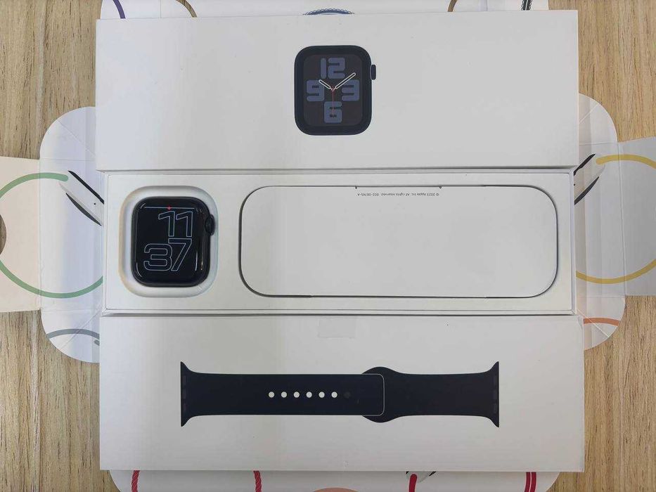 /8656/ Openbox Apple Watch SE 2 GPS 44mm Midnight Sport Band - M/L