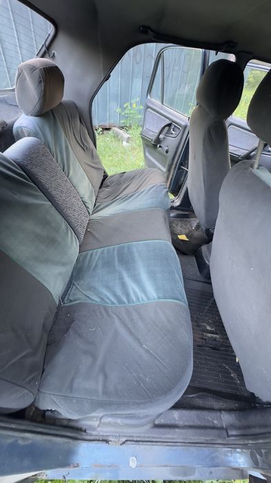 Авто ГАЗ 3110 Волга