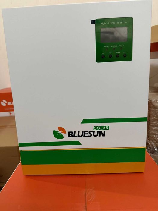 Гібридний інвертор Bluesun BSM-11000LV-48 — 11 кВт та батарея Bluesun