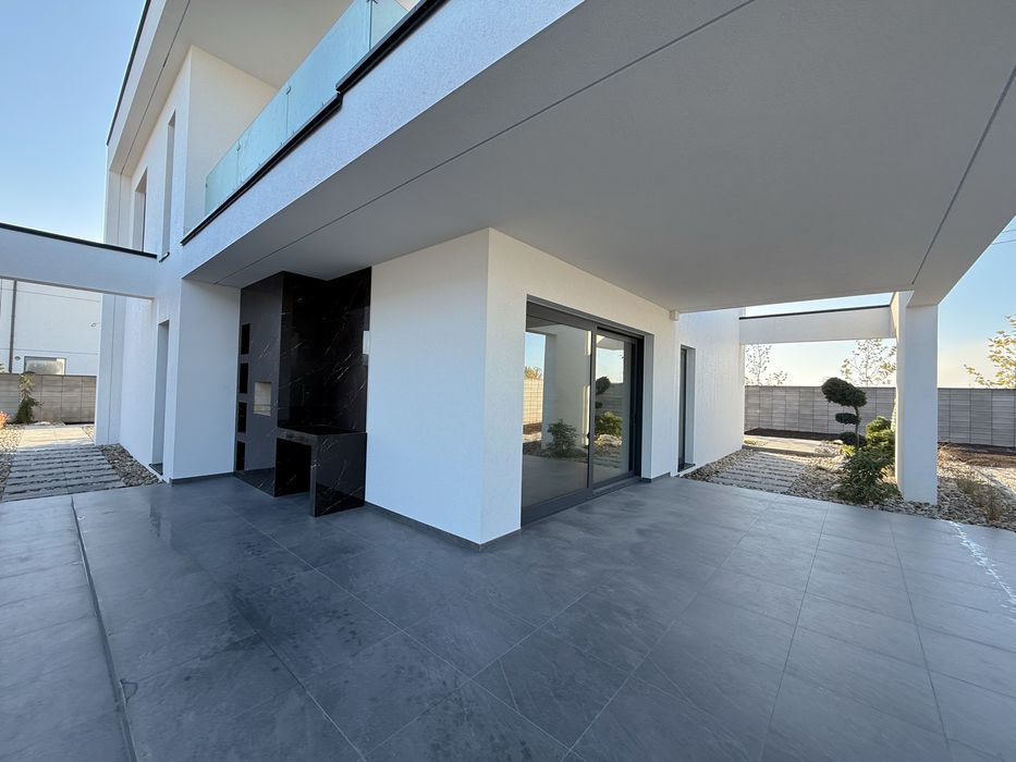 продам шикарний будинок район Щасливе