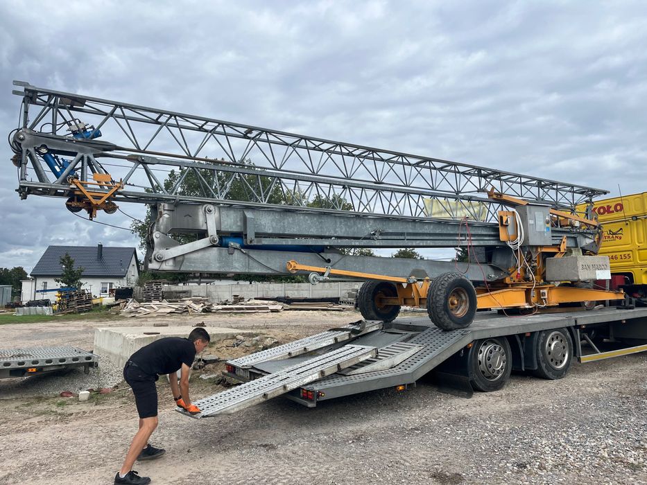 Żuraw budowlany Dzwig dekarski San Marco