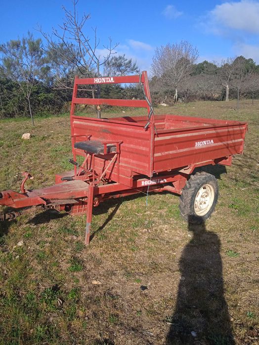 Vendo Reboque Honda