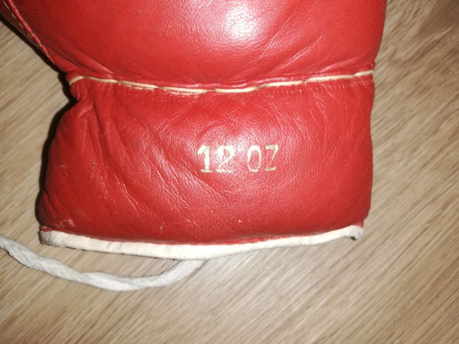 Luvas de boxe vintage em pele