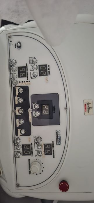 Máquina de pressoterapia