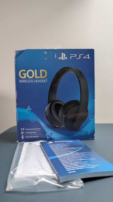 PS4 gold pudełko po słuchawkach