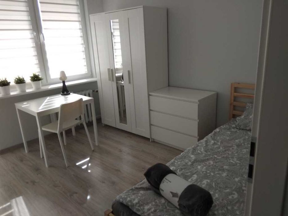 Pokój jednoosobowy w mieszkaniu studenckim