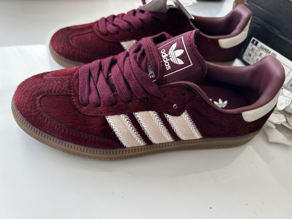Adidas Samba og bordeaux pelo poney