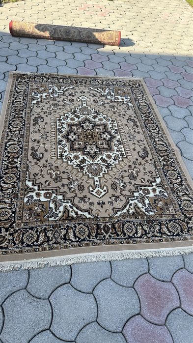 Продам килим 2/3