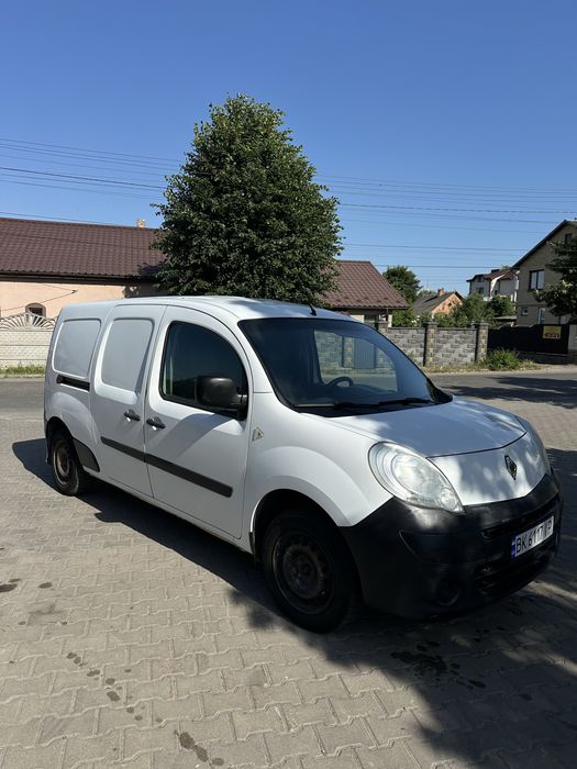 Машина renault kangoo