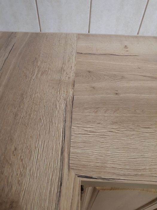 Montaż blatu kuchennego/ Montaż blatów HPL, kompaktowych/Montaż mebli