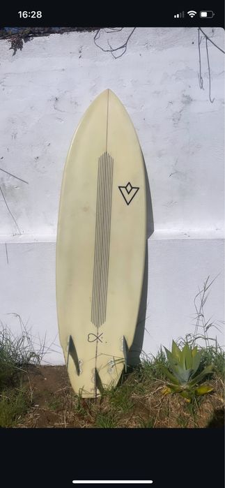 Surf board 6’0 x 20