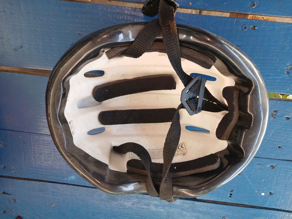 Велосипедный шлем ( новый )