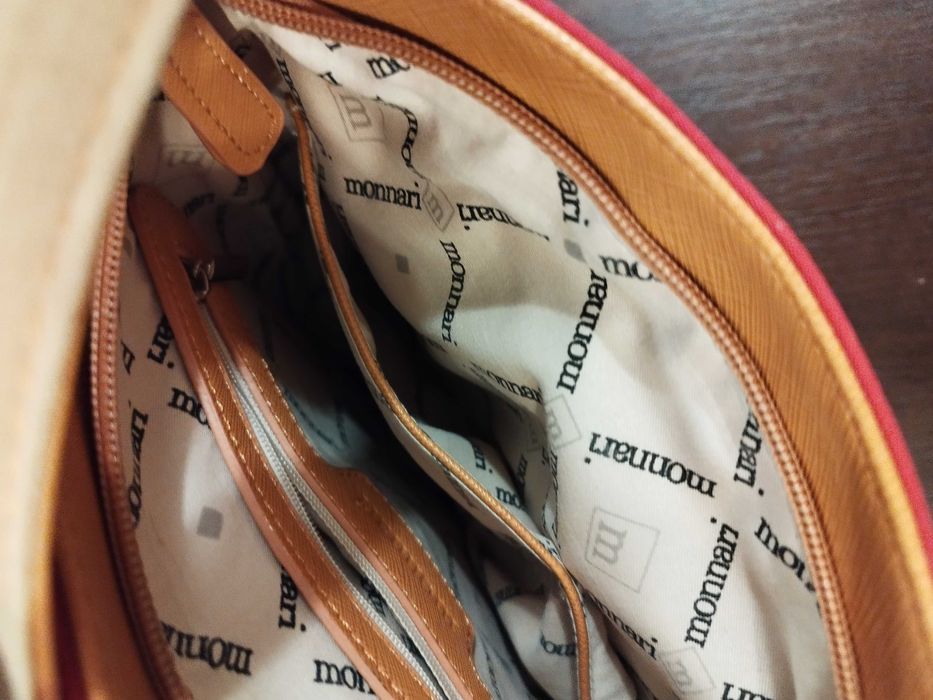 Jesienna listonoszka Monnari