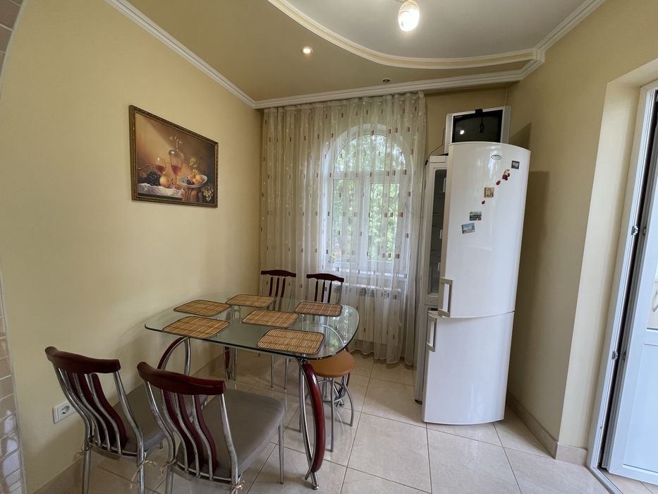 Продається готовий бізнес на Кобилянській