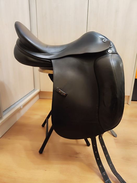 Siodło ujeżdżeniowe Prestige Academy 17 35