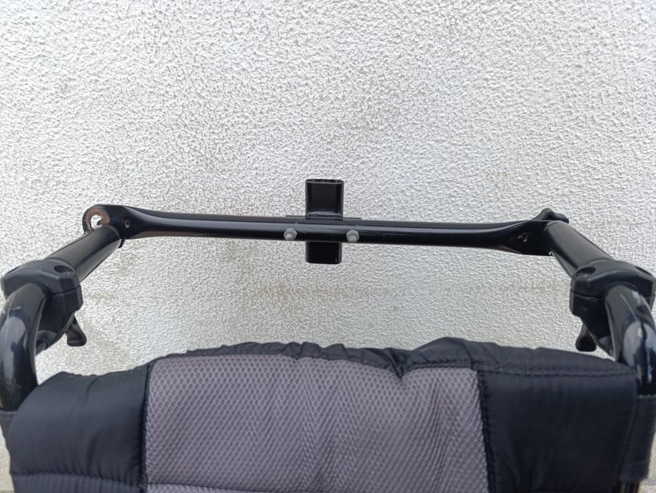 Cadeira de rodas usada