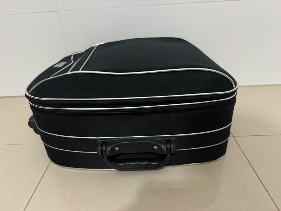 Mala viagem rigida