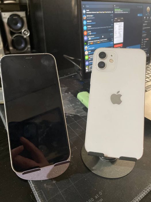 Продам IPhone 12  - 2 шт по отдельности тоже  можна