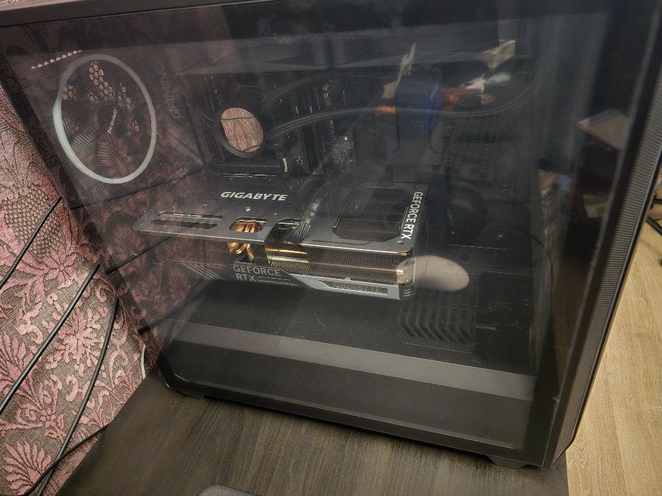 Komputer gamingowy Ryzen 9 7950X3D / RTX 4080 SUPER / 64GB