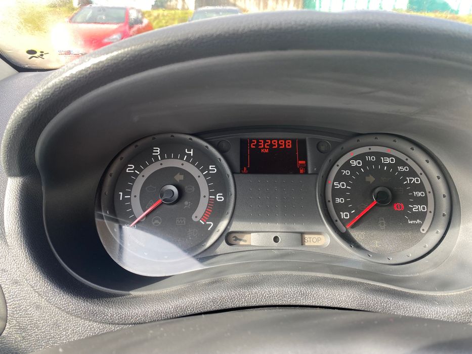 Renault clio III - 1.2 - 75 Cv