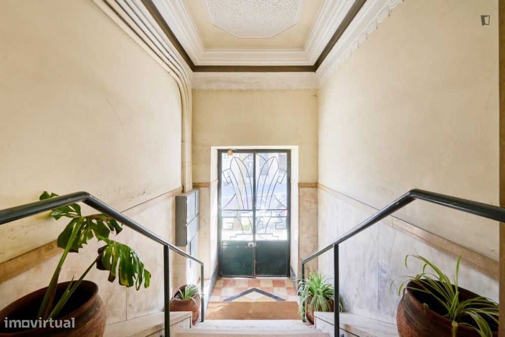 Quarto - localizado em Rato Lisbon