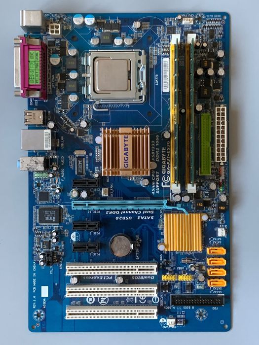 материнська плата Gigabyte GA-P31-ES3G