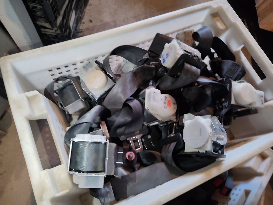 Ремені безпеки передній правий лівий задні Хундай Акцент РБ Кіа Ріо 3