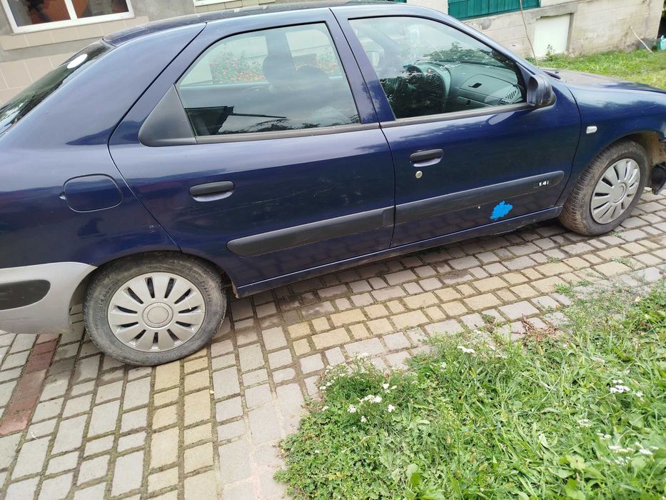 Автомобіль Citroen XSARA 1. 4I X