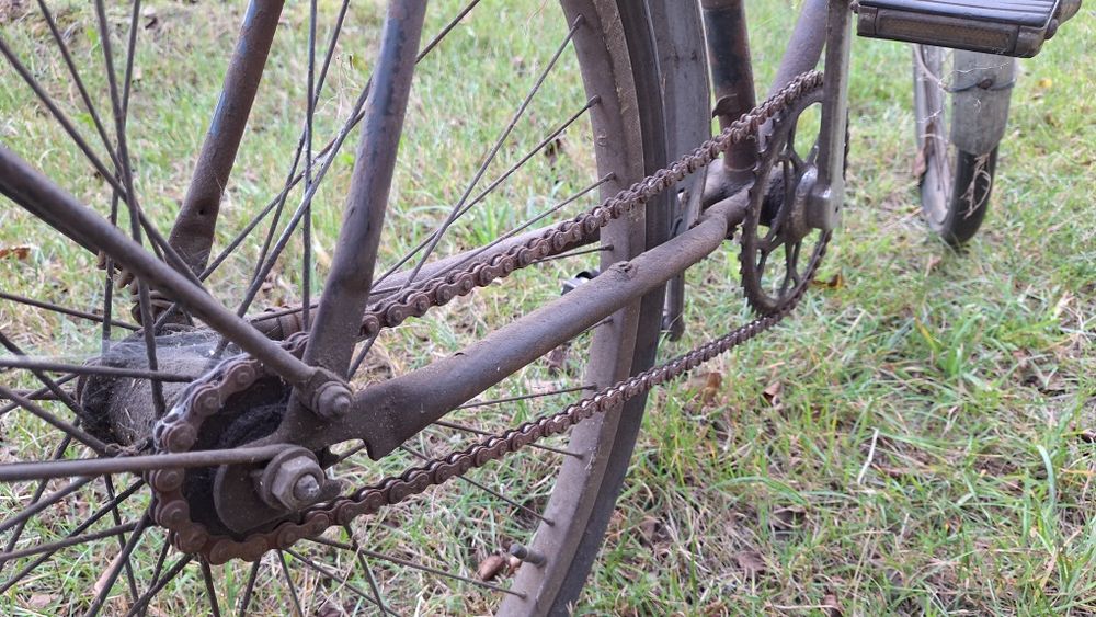 Stary rower Romet, antyk do renowacji