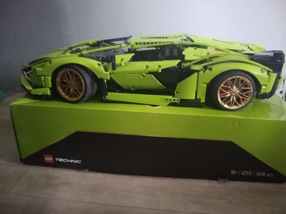 Lamborghini Sian FKP 36