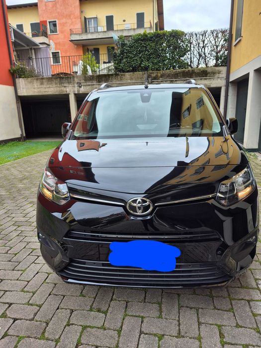 Авто Toyota proace city verso electric