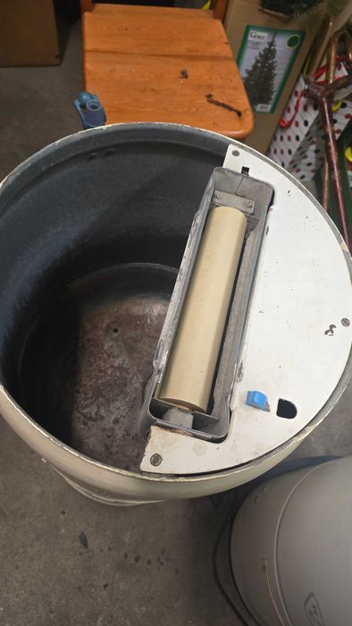 Wirówka do bielizny FSS 1984 PRL do renowacji Frania brak pokrywy