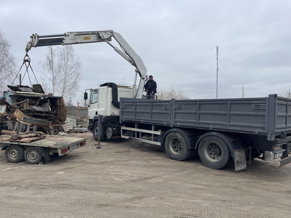 Вантажний автомобіль.  Надійний автомобіль.