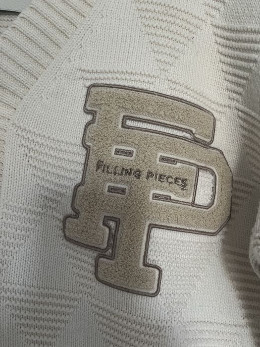 Sweter Filling Pieces