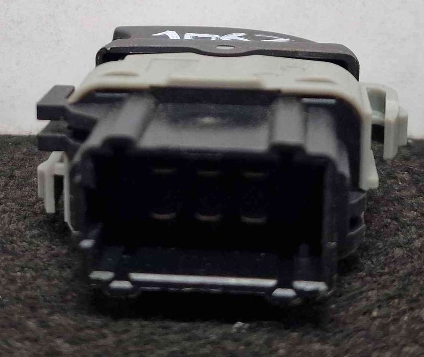 Comando / Botão / Interruptor Vidros Frente Esquerdo - RENAULT CLIO III