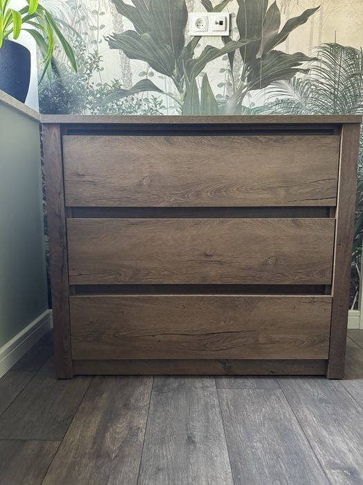 Szafa i komoda VEDDE Jysk